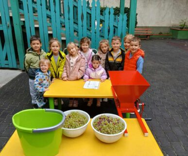 553018432_1120522940240242_2995382094684674235_n