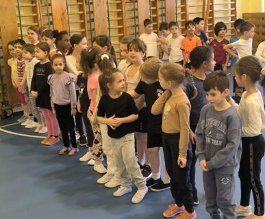 350792a9-74ee-45af-a39f-7952010362e3