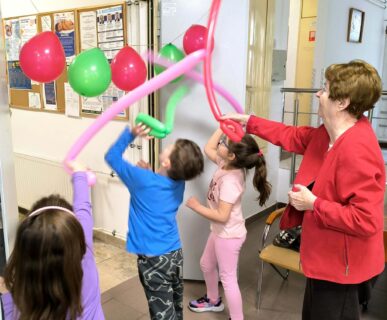 8bb4b184-fca9-41e8-b857-d497d7e9a10d